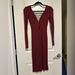 Forever 21 Long Sleeve Bodycon Dress with V-neck Criss Cross Front in Maroon